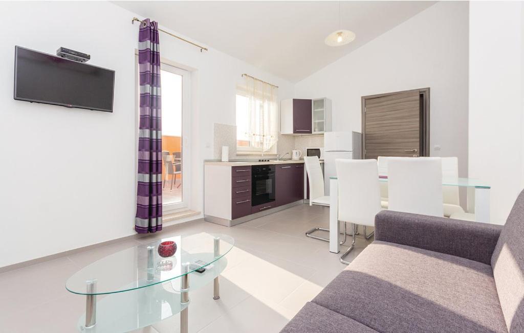 Apartments Sun Премантура Екстериор снимка