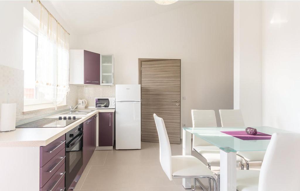 Apartments Sun Премантура Екстериор снимка