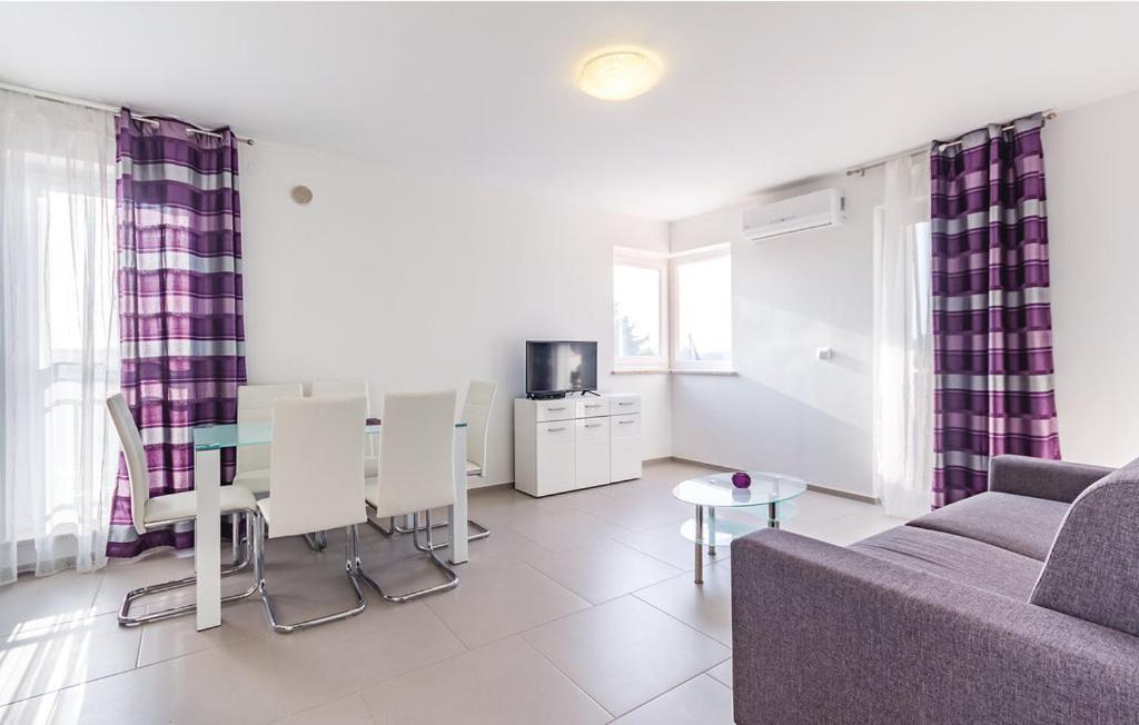 Apartments Sun Премантура Екстериор снимка